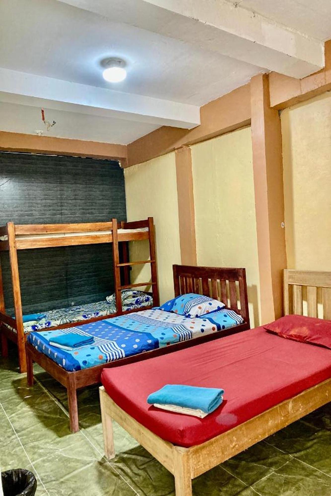 Larosa Hostel Puerto Princesa Kültér fotó